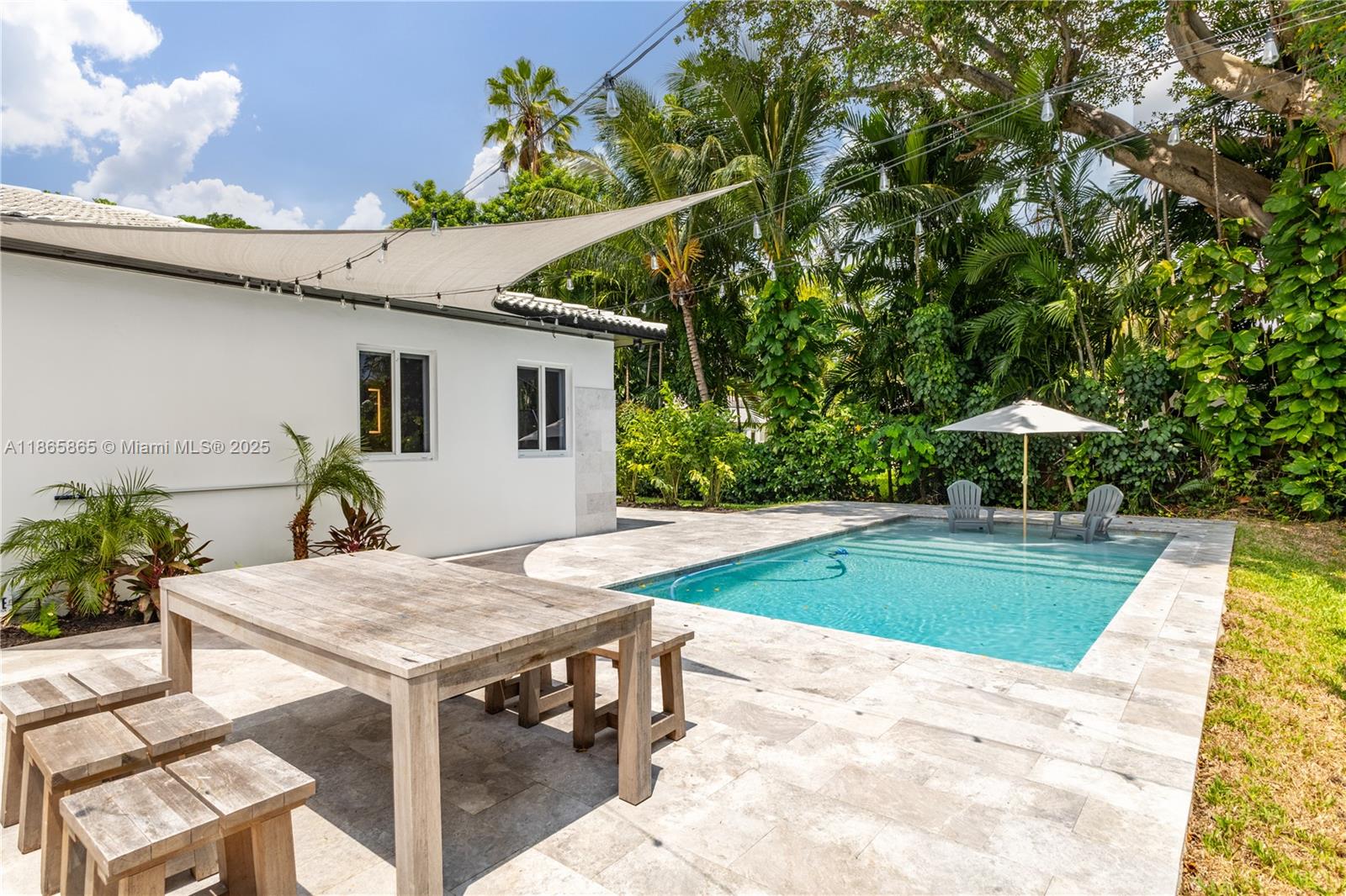 NORTH SHORE CREST - Residential