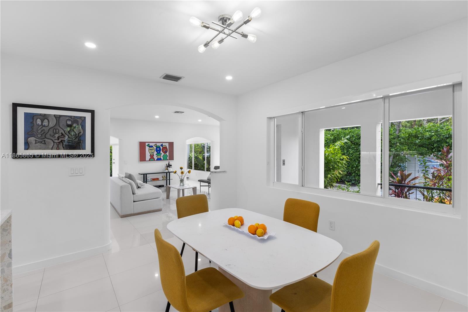 NORTH SHORE CREST - Residential