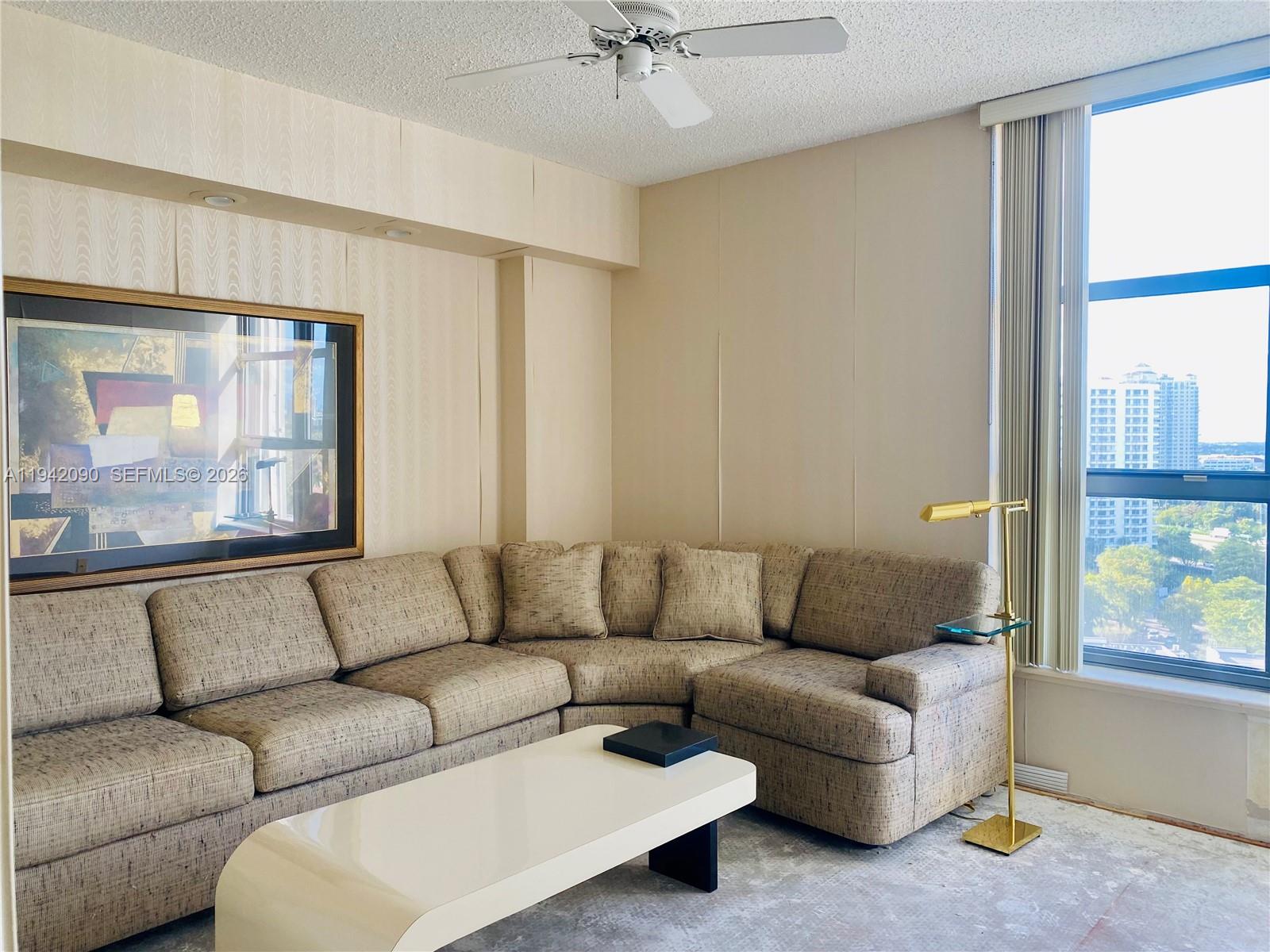 MYSTIC POINTE TOWER 500 C - Residential