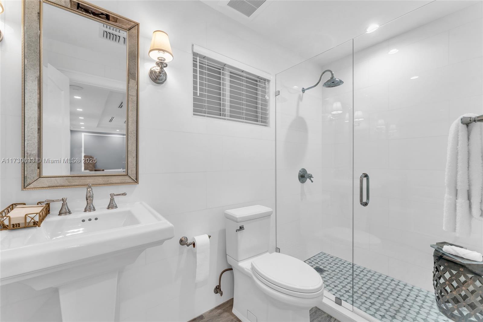 HOLLEMAN PARK - Residential