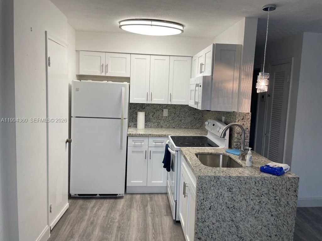 Photo of 8701 SW 141st St #C5, Palmetto Bay, FL 33176 (MLS # A11994360)