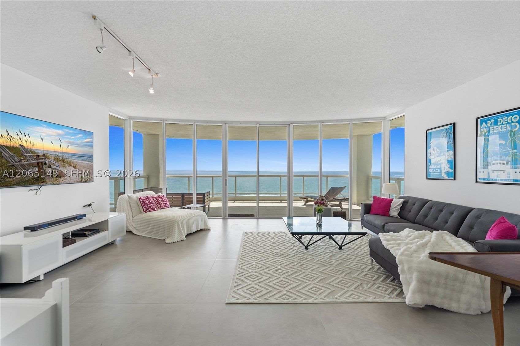 4201 Collins Ave 1503
