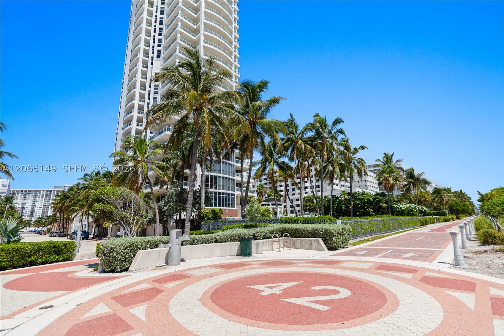 4201 Collins Ave 1503