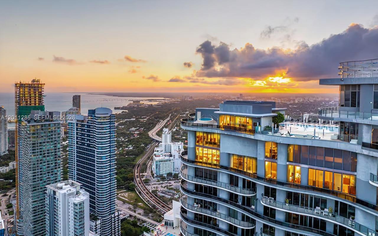 BRICKELL FLATIRON CONDO - Residential
