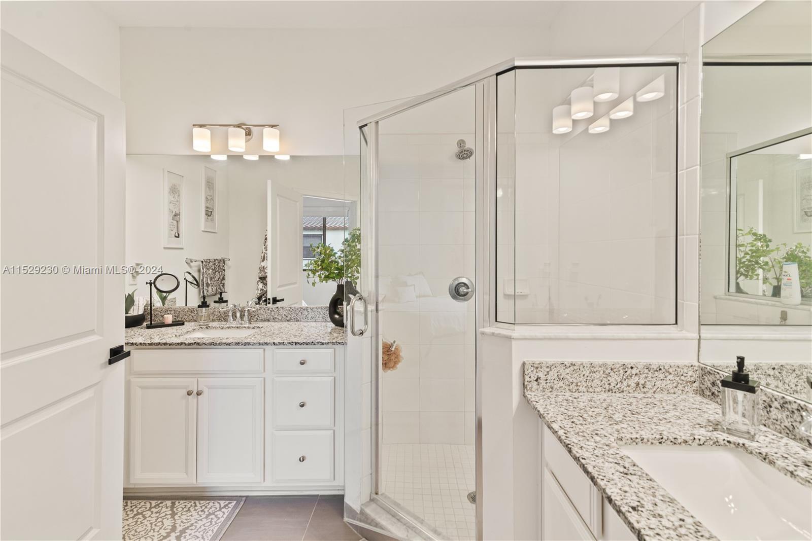 MC RESIDENTIAL - Residential Lease