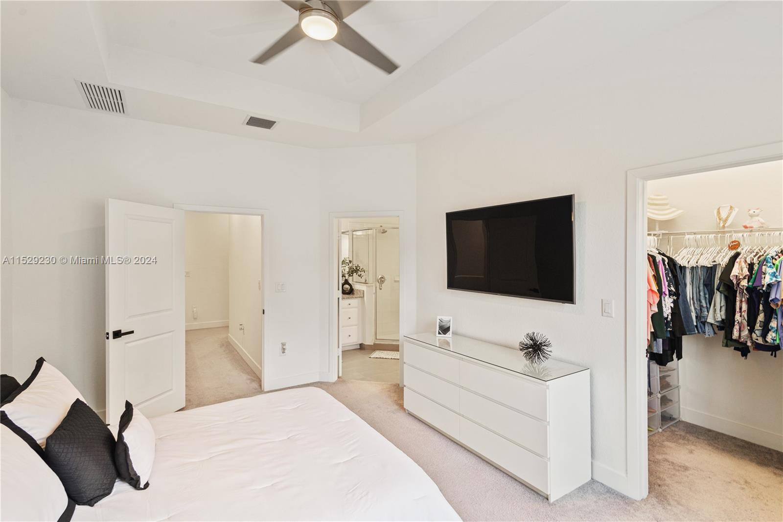 MC RESIDENTIAL - Residential Lease