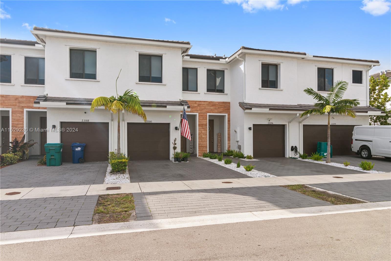 MC RESIDENTIAL - Residential Lease