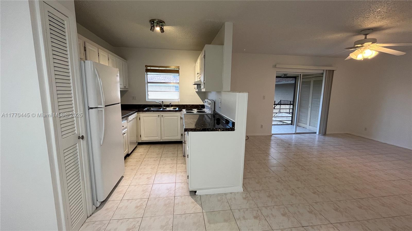 BOCA LINDA CONDO - Residential Lease