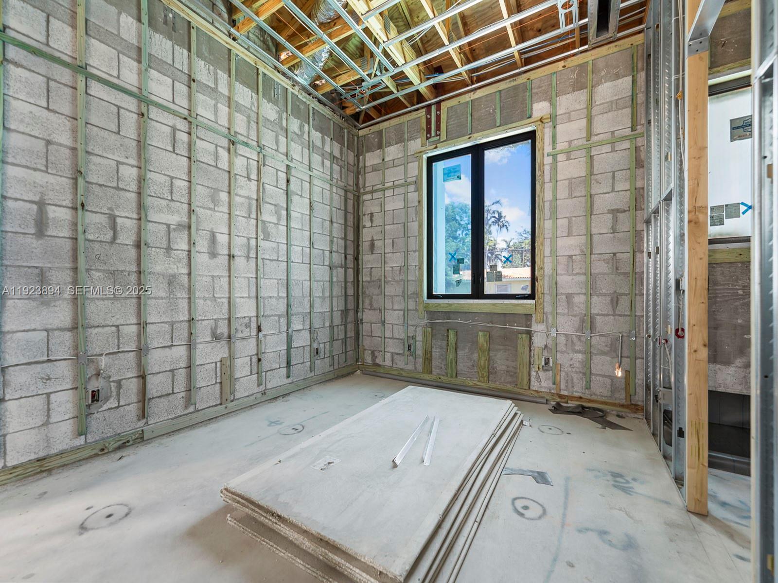 CHARM-AIRE REPLAT - Residential