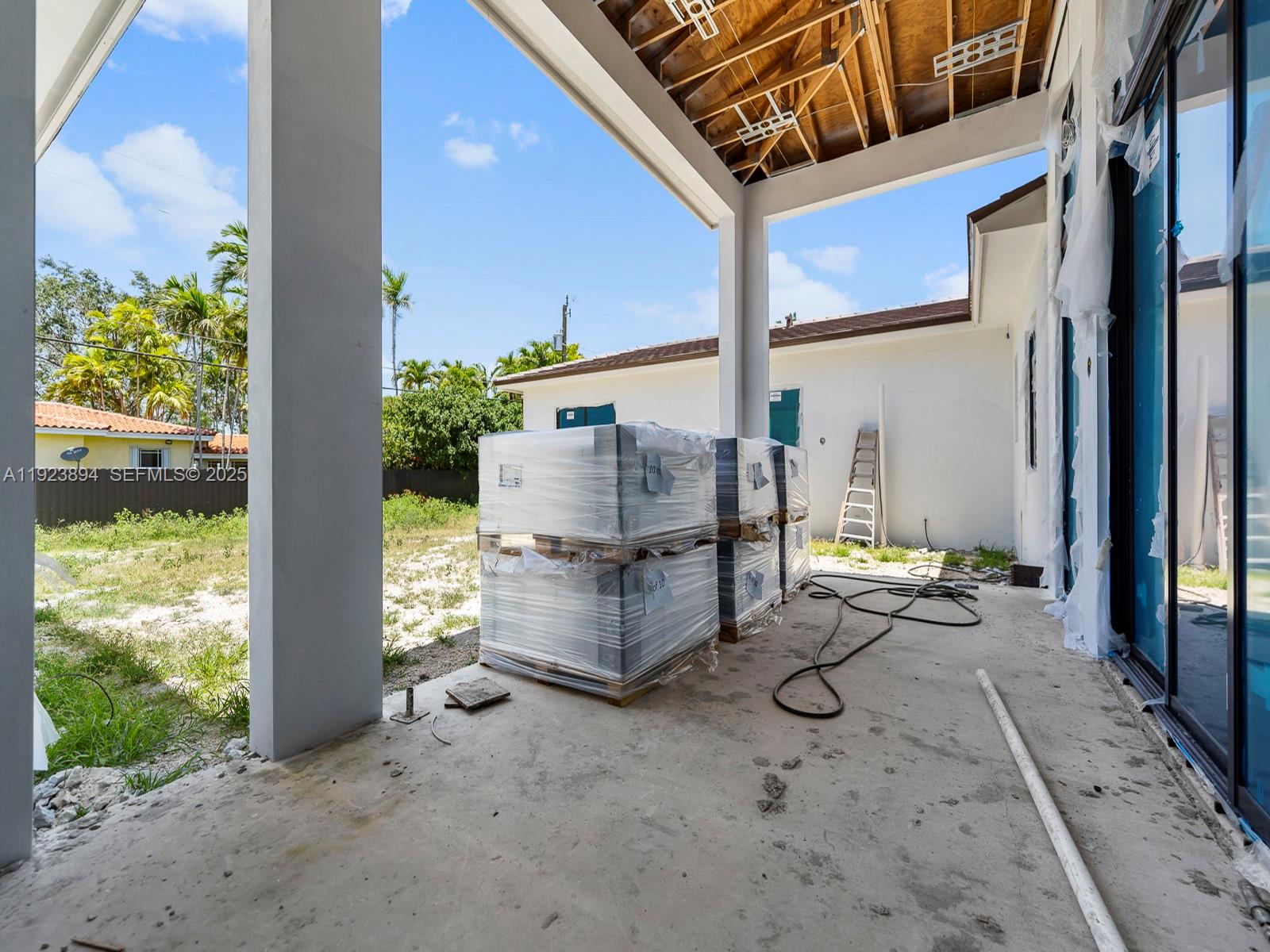 CHARM-AIRE REPLAT - Residential