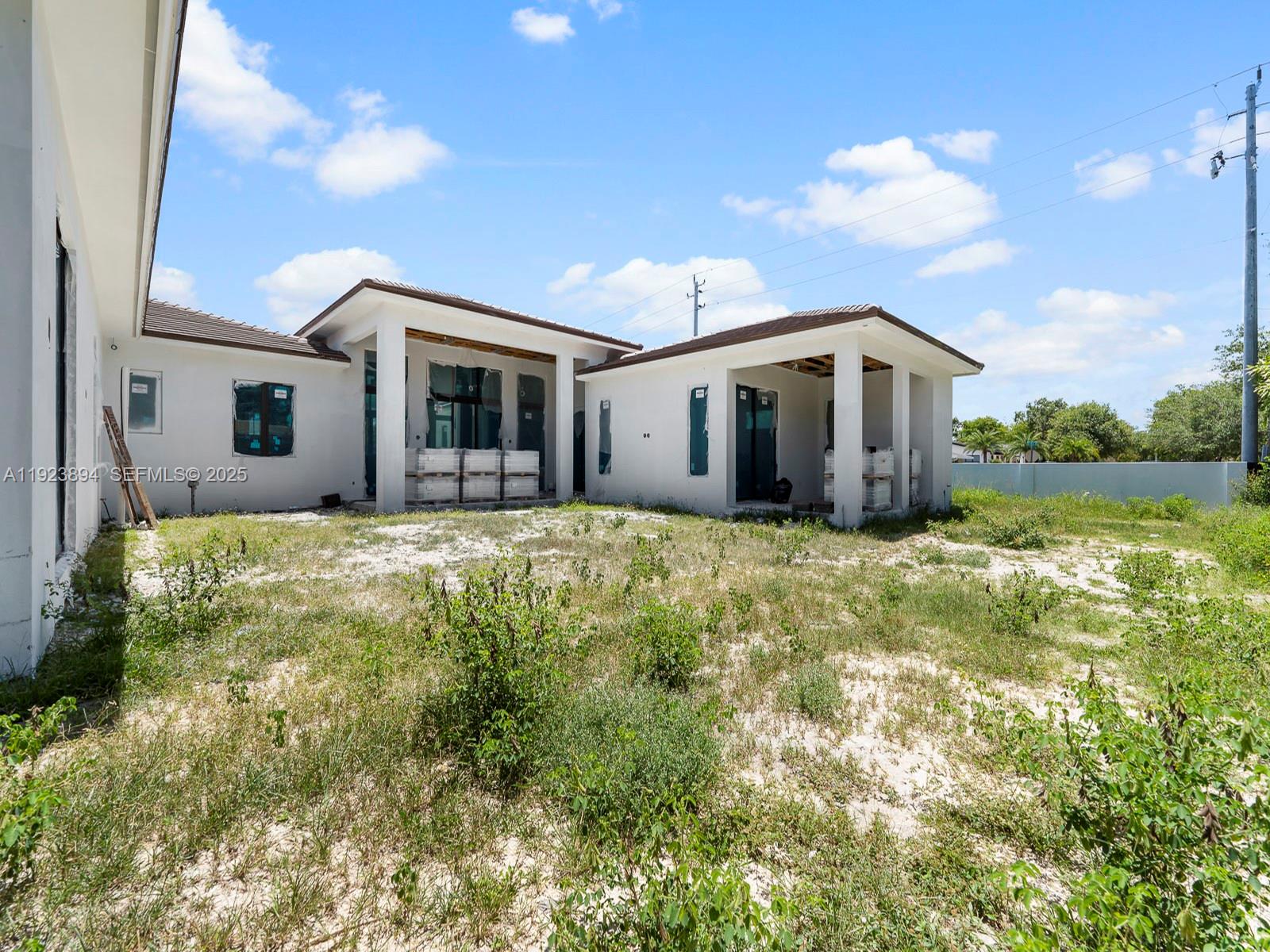 CHARM-AIRE REPLAT - Residential