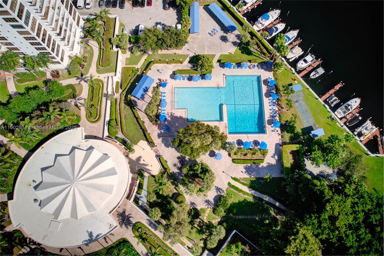 OLYMPUS CONDO PHASE - Residential