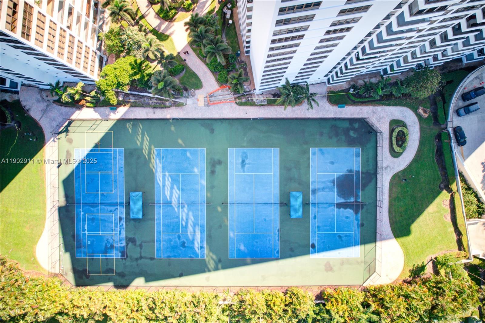 OLYMPUS CONDO PHASE - Residential