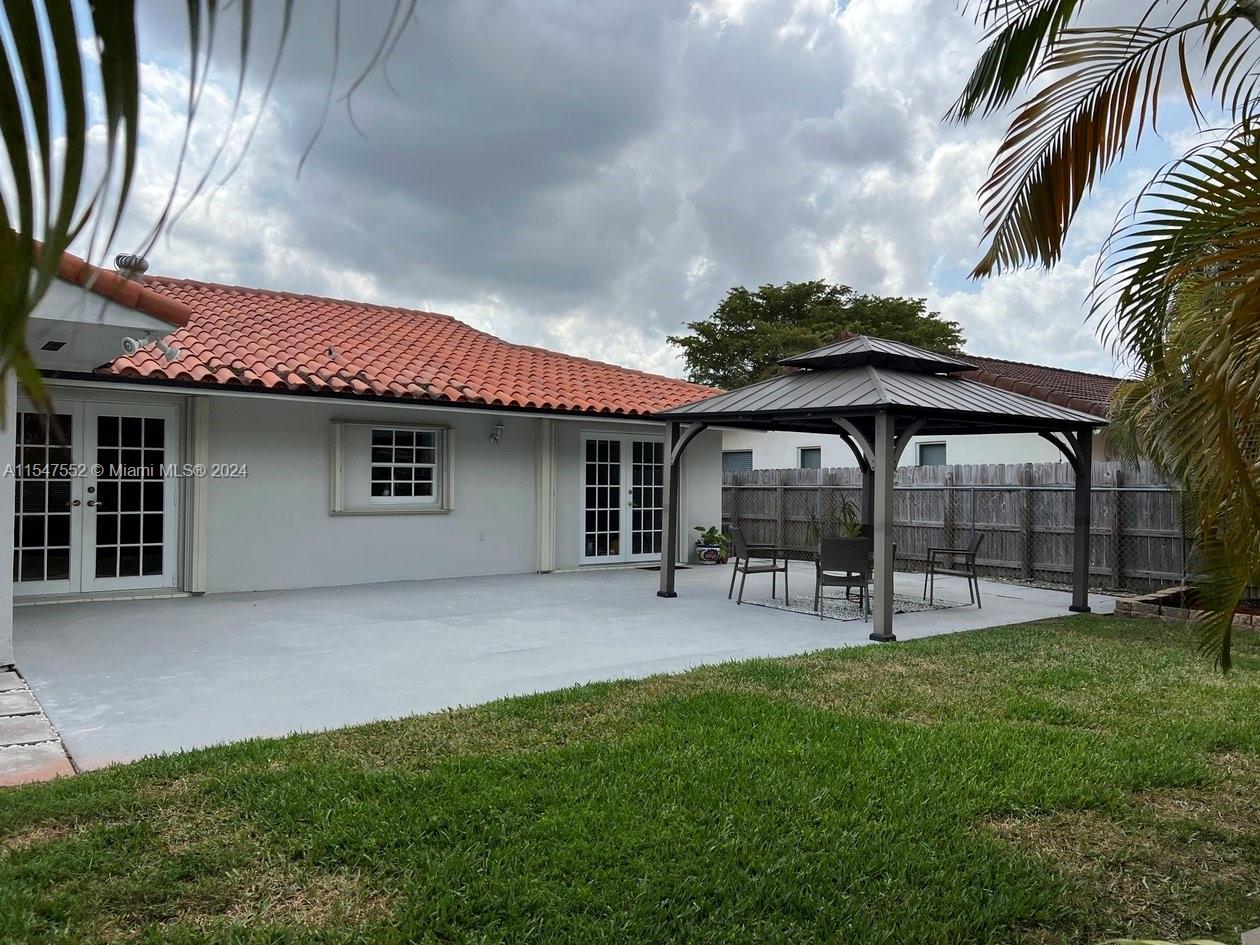 LOYOLA ESTATES - Residential