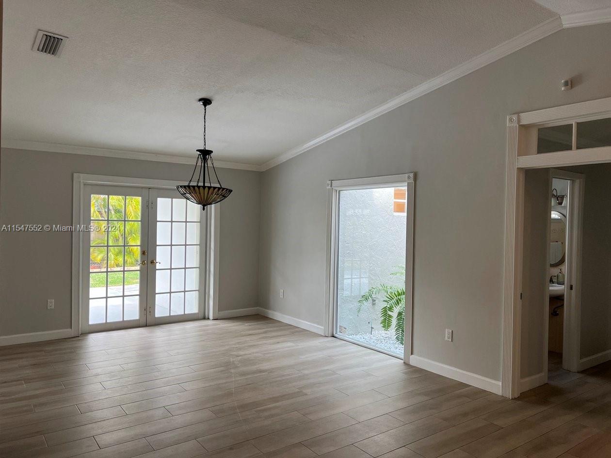 LOYOLA ESTATES - Residential
