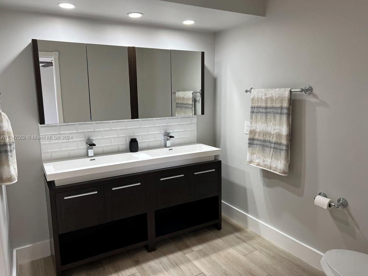 LOYOLA ESTATES - Residential