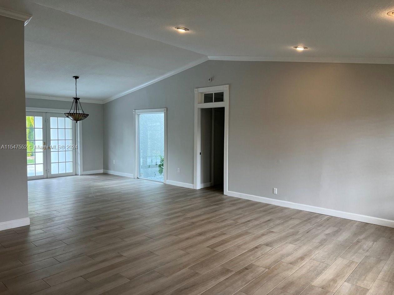 LOYOLA ESTATES - Residential