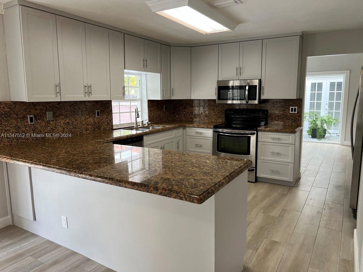 LOYOLA ESTATES - Residential
