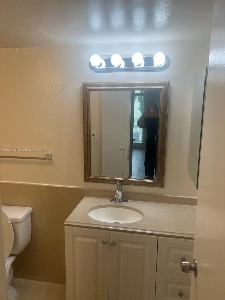 CROSS CREEK CONDO - Residential Lease