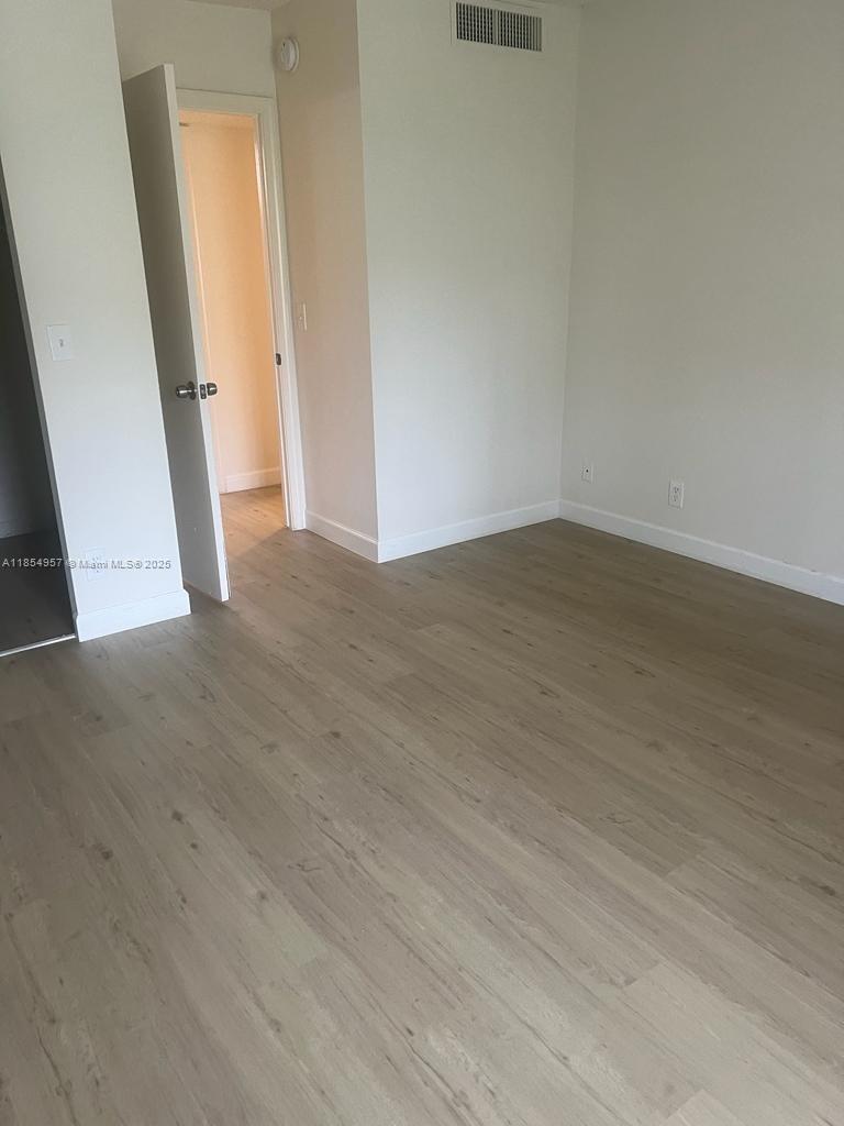 CROSS CREEK CONDO - Residential Lease