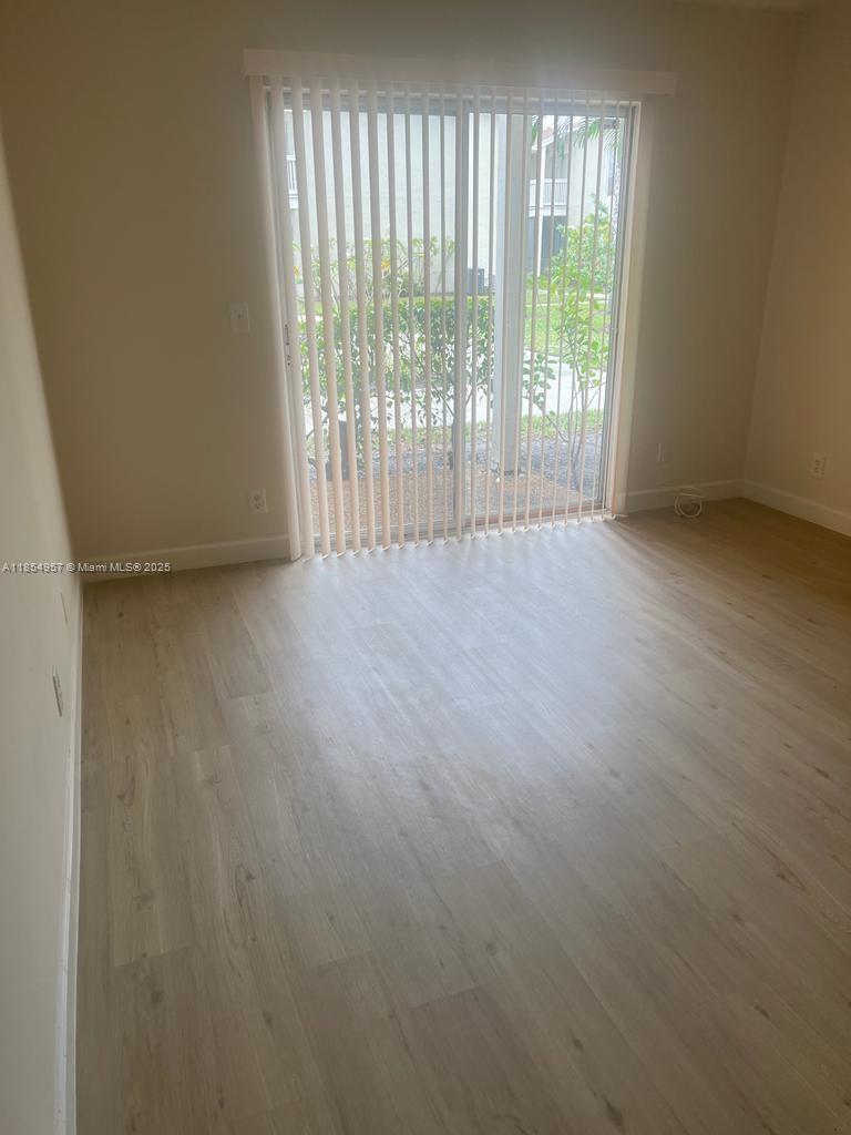 CROSS CREEK CONDO - Residential Lease