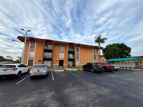 Photo of 9429 SW 76th St #W25, Miami, FL 33173 (MLS # A12017883)