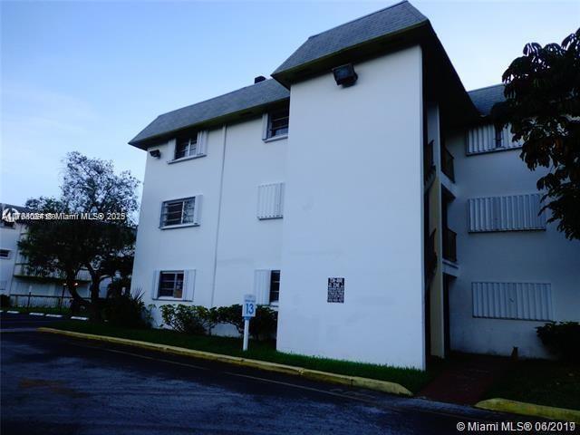 Property for Sale at 15225 Ne 6th Ave B207, Miami, Broward County, Florida - Bedrooms: 2 
Bathrooms: 2  - $174,000