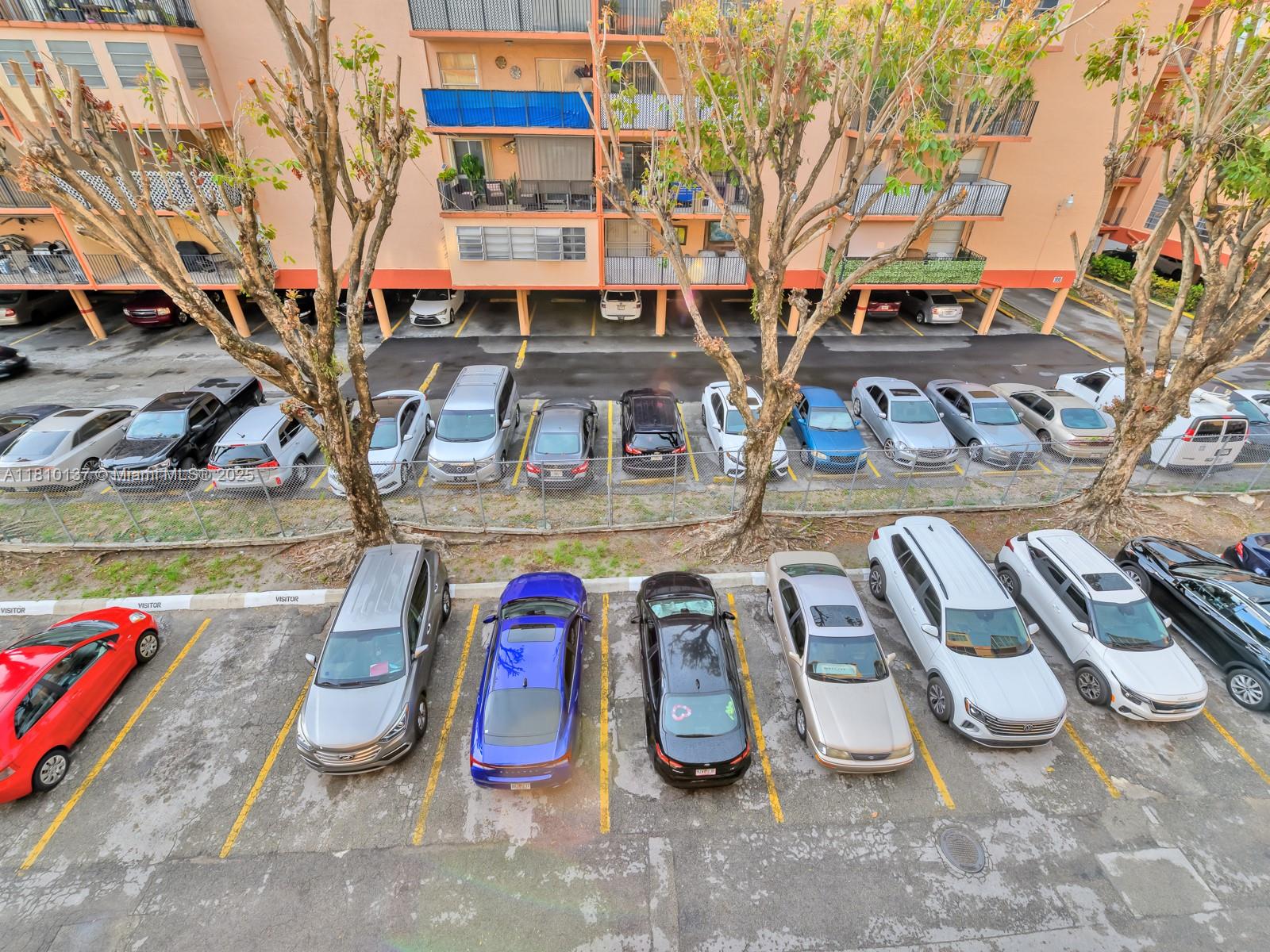 PALM-EAST GARDENS CONDO - Residential