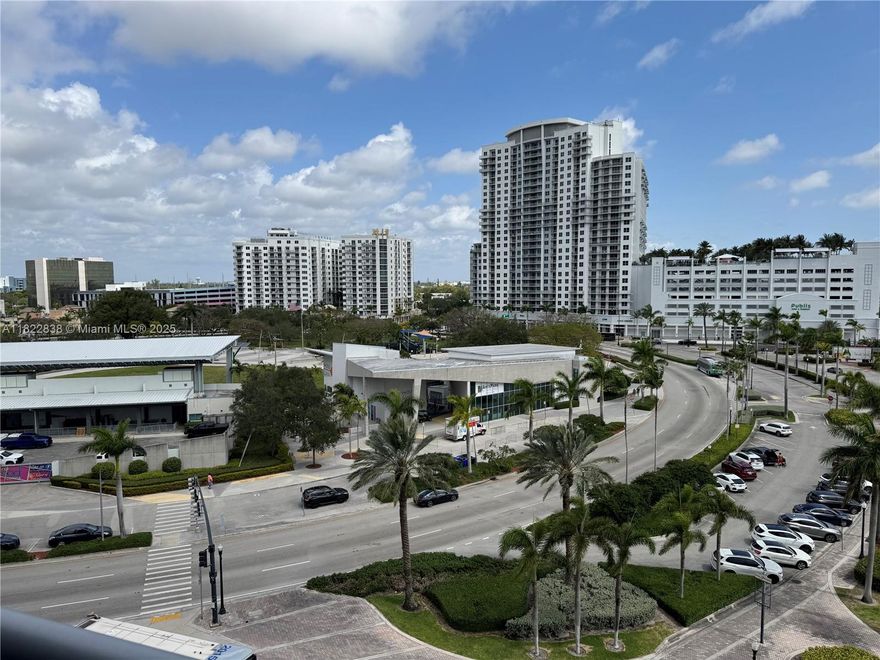 Fantastic 1 Bedroom and a Small Office/2nd Bedroom. Granite Counters, Stainless Steel Appliances, Southern Exposure with Floor to Ceiling Windows.  Fully furnished with Cookware and all.  Washer and Dryer in the Unit.
Building Features Pool and Gym and Onsite Management and Maintenance.