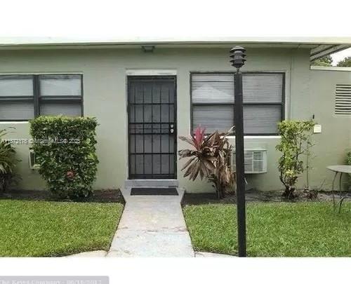 1 BEDROOM / 1 BATH UNIT ~ CLEAN ~ PETS ALLOWED 20 LBS OR LESS ~ QUICK AND EASY APPROVAL ~ 1 ASSIGNED PARKING SPACE ~ HURRY WILL NOT LAST!