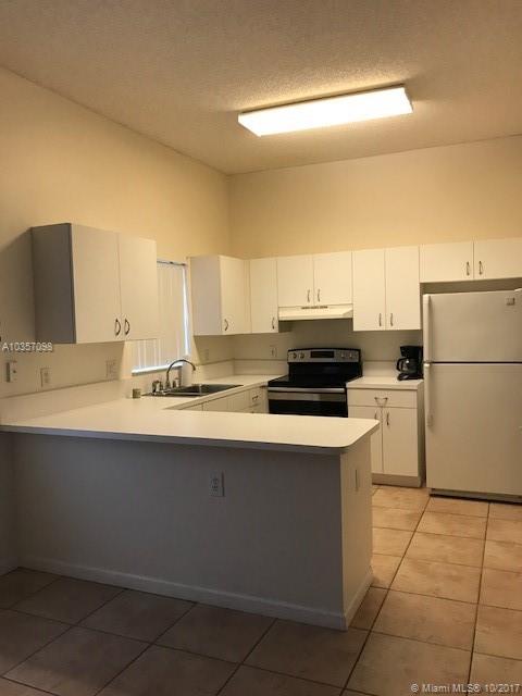 EMERALD COURTS - OPAL CRE - Residential Lease