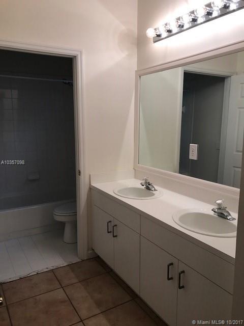 EMERALD COURTS - OPAL CRE - Residential Lease