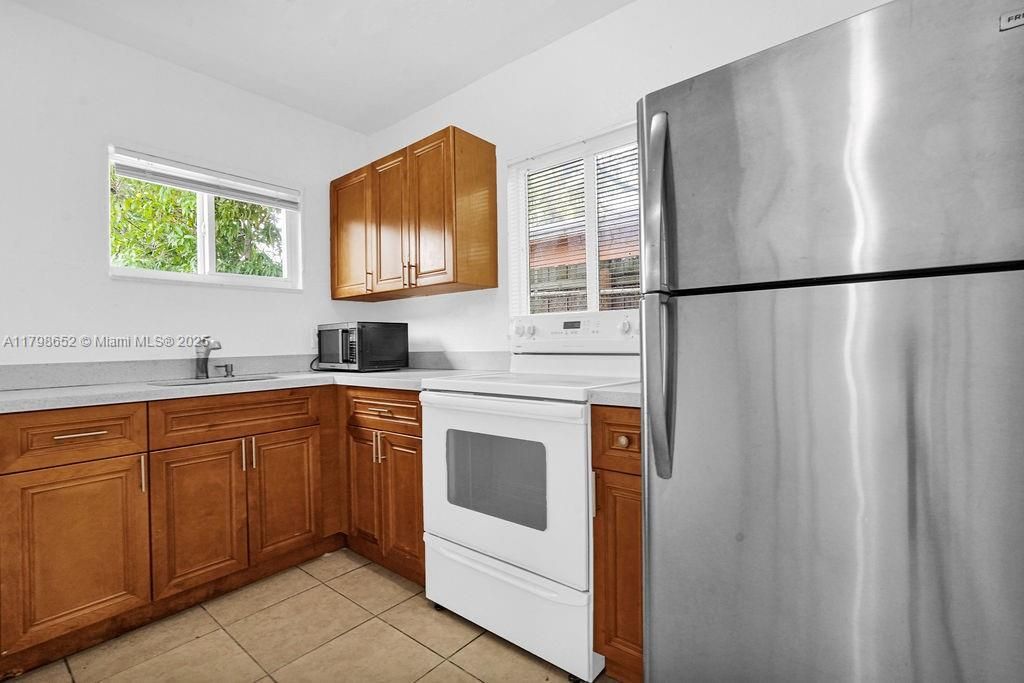 Photo of 1960 SW 41st Ave #6A, Fort Lauderdale, FL 33317 (MLS # A11798652)