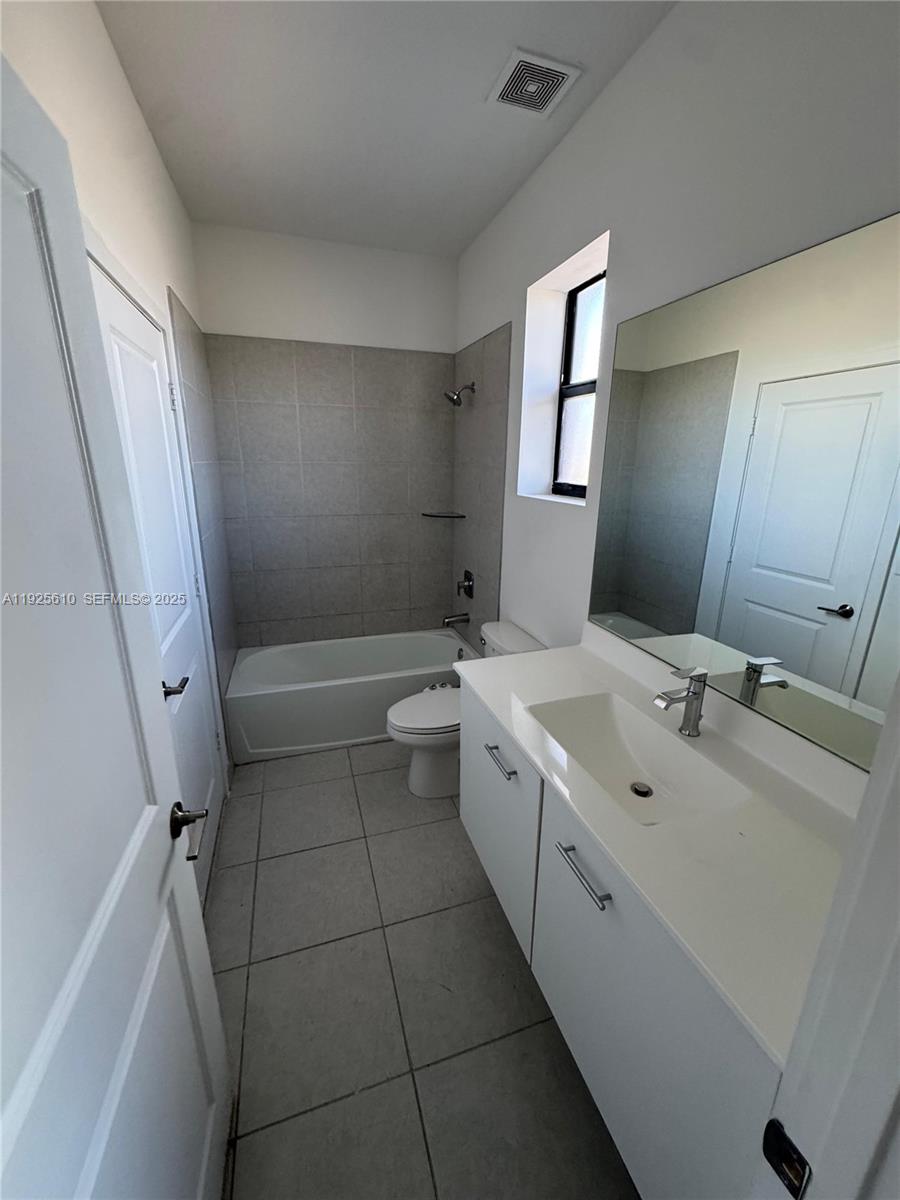 TUSCAN ISLES - Residential Lease