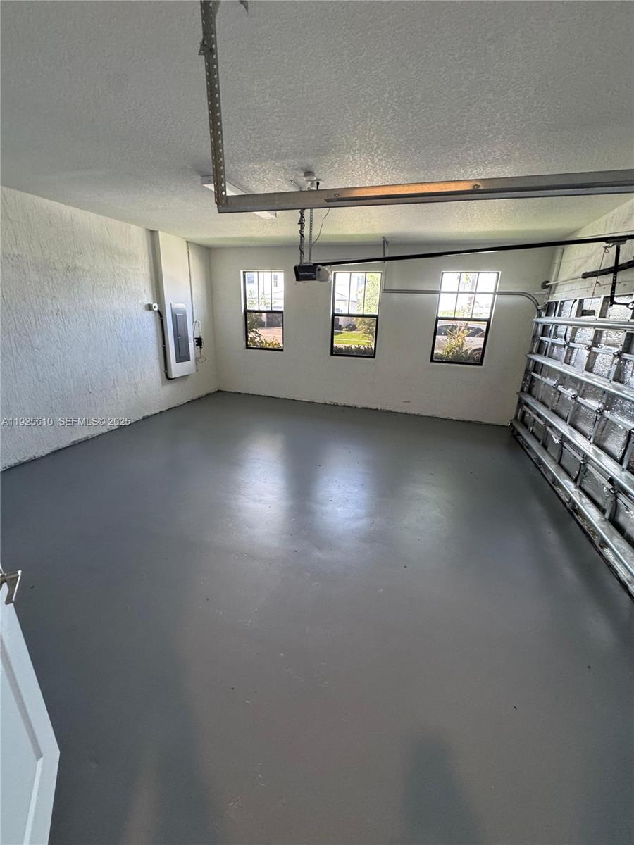 TUSCAN ISLES - Residential Lease