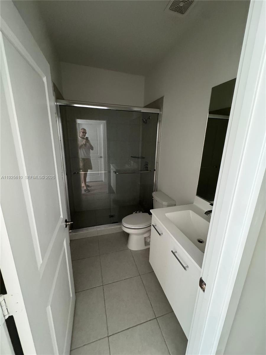 TUSCAN ISLES - Residential Lease