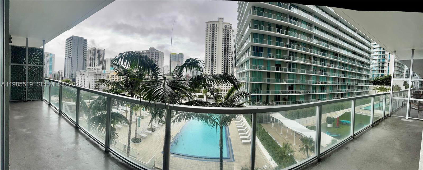 THE AXIS ON BRICKELL COND - Residential