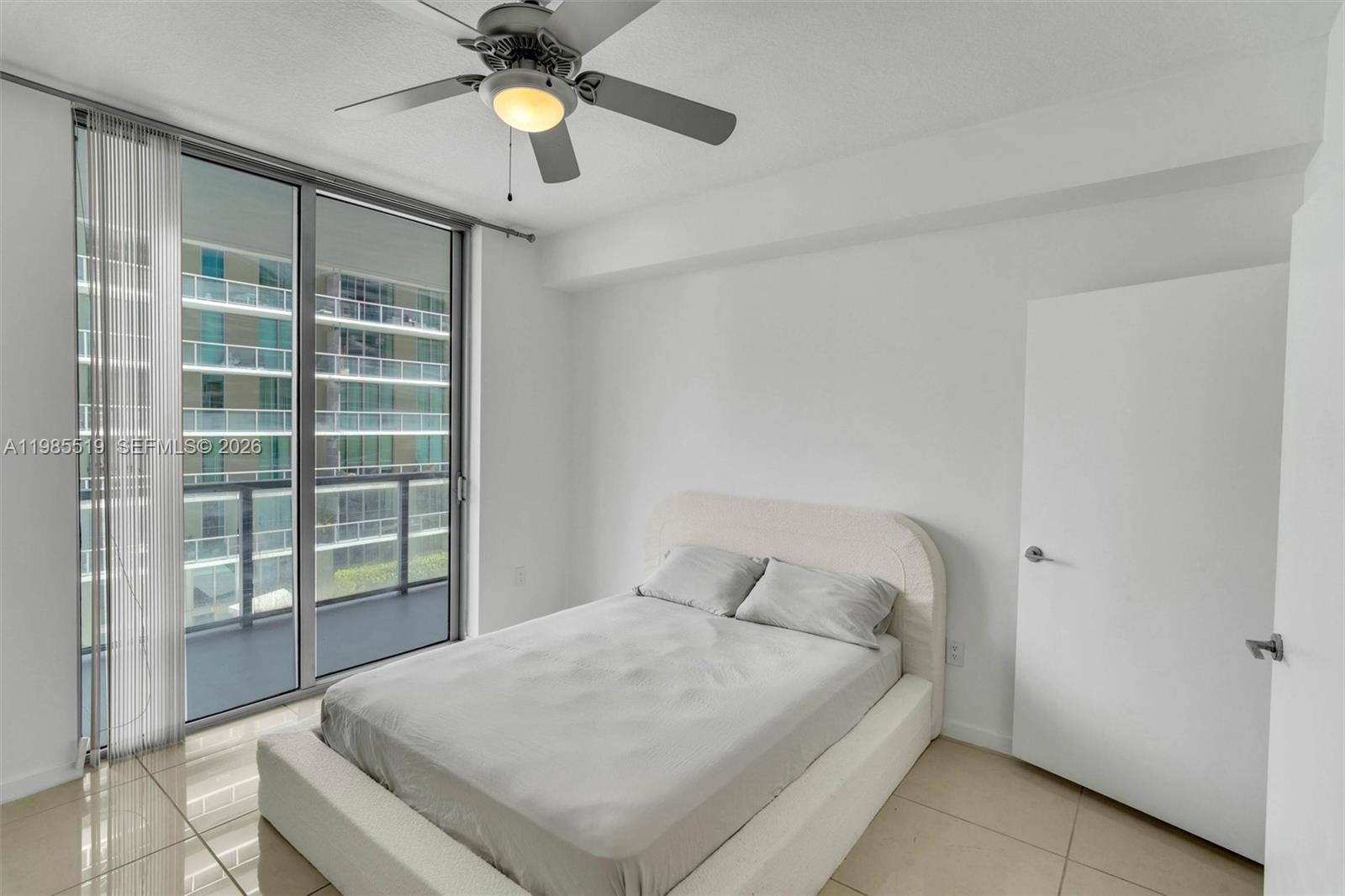 THE AXIS ON BRICKELL COND - Residential