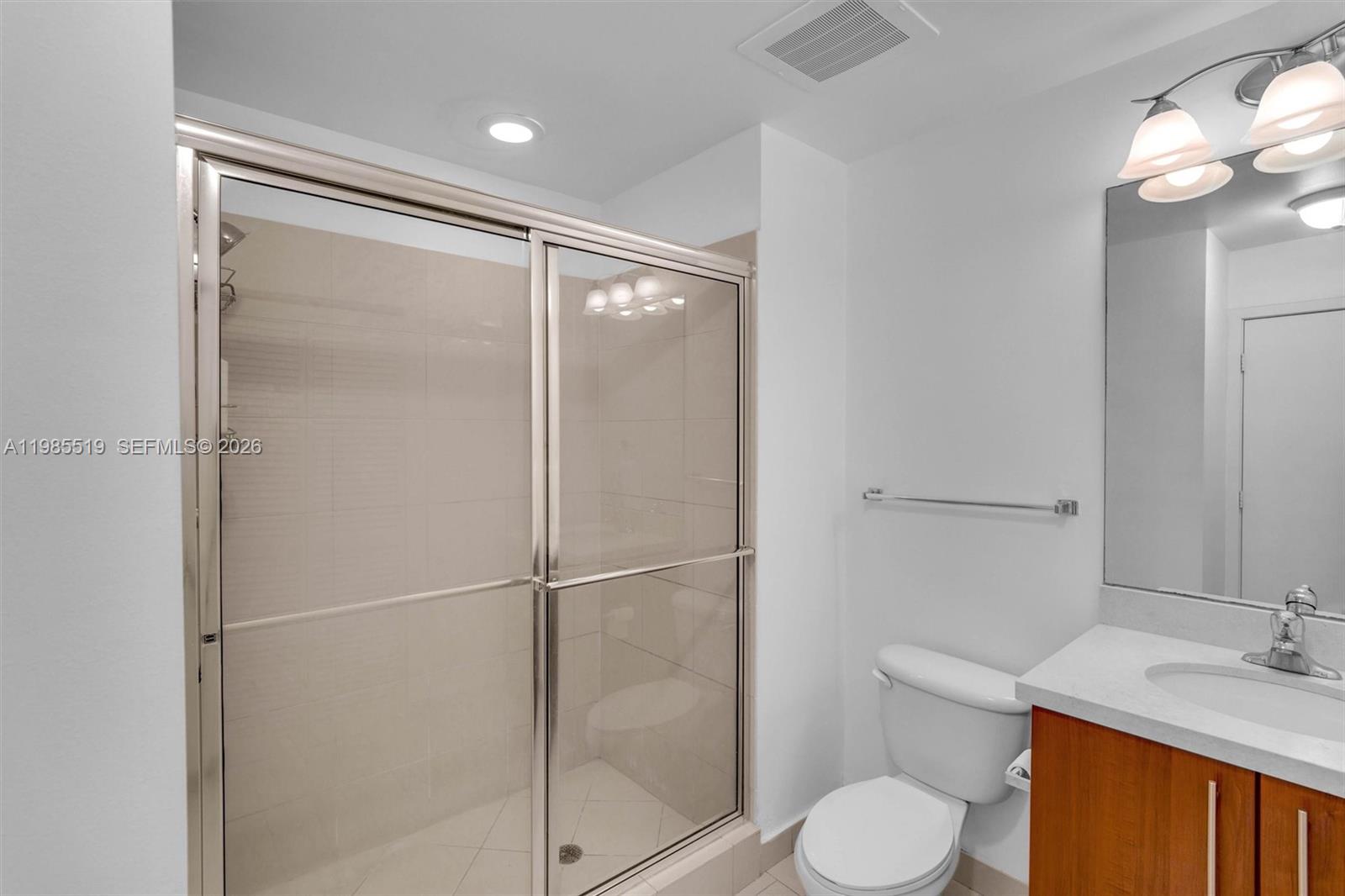 THE AXIS ON BRICKELL COND - Residential