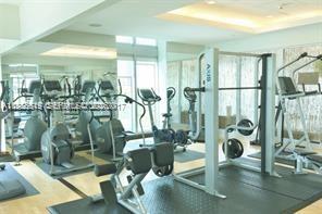 THE AXIS ON BRICKELL COND - Residential