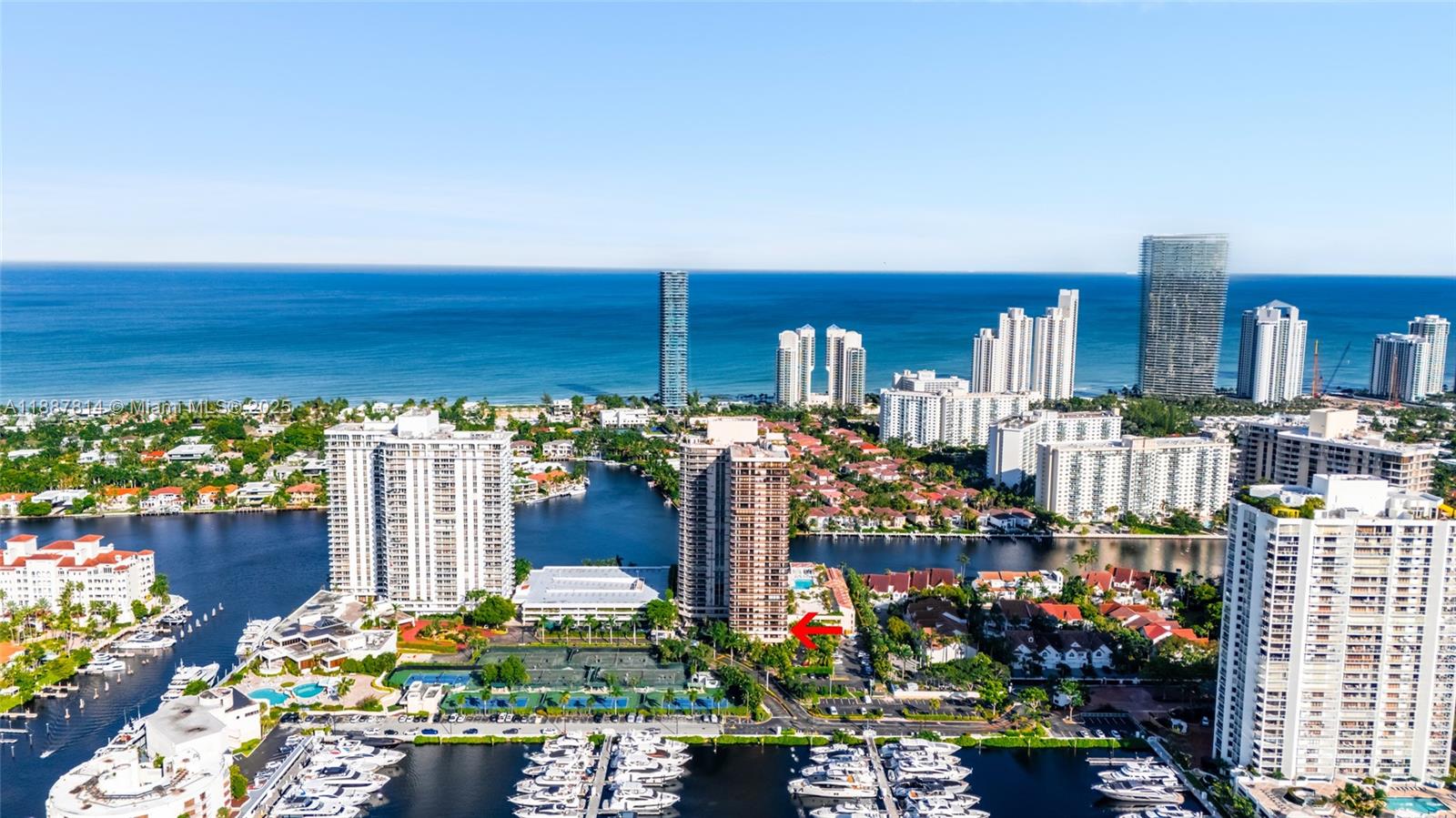 TURNBERRY ISLE SOUTH COND - Residential