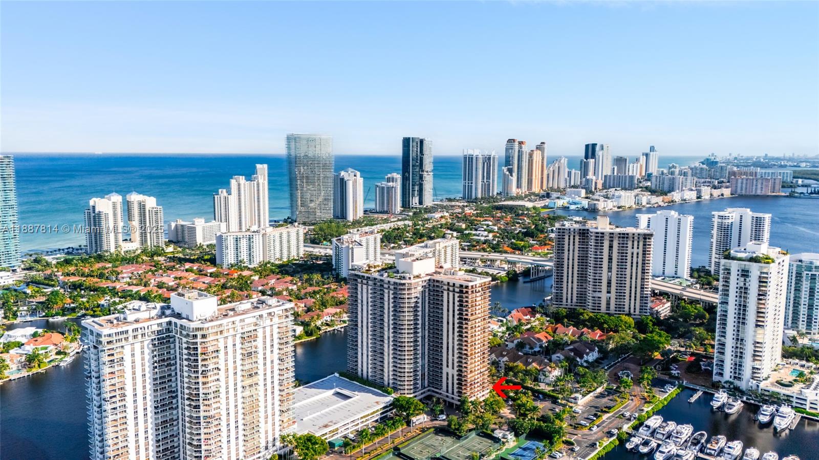 TURNBERRY ISLE SOUTH COND - Residential