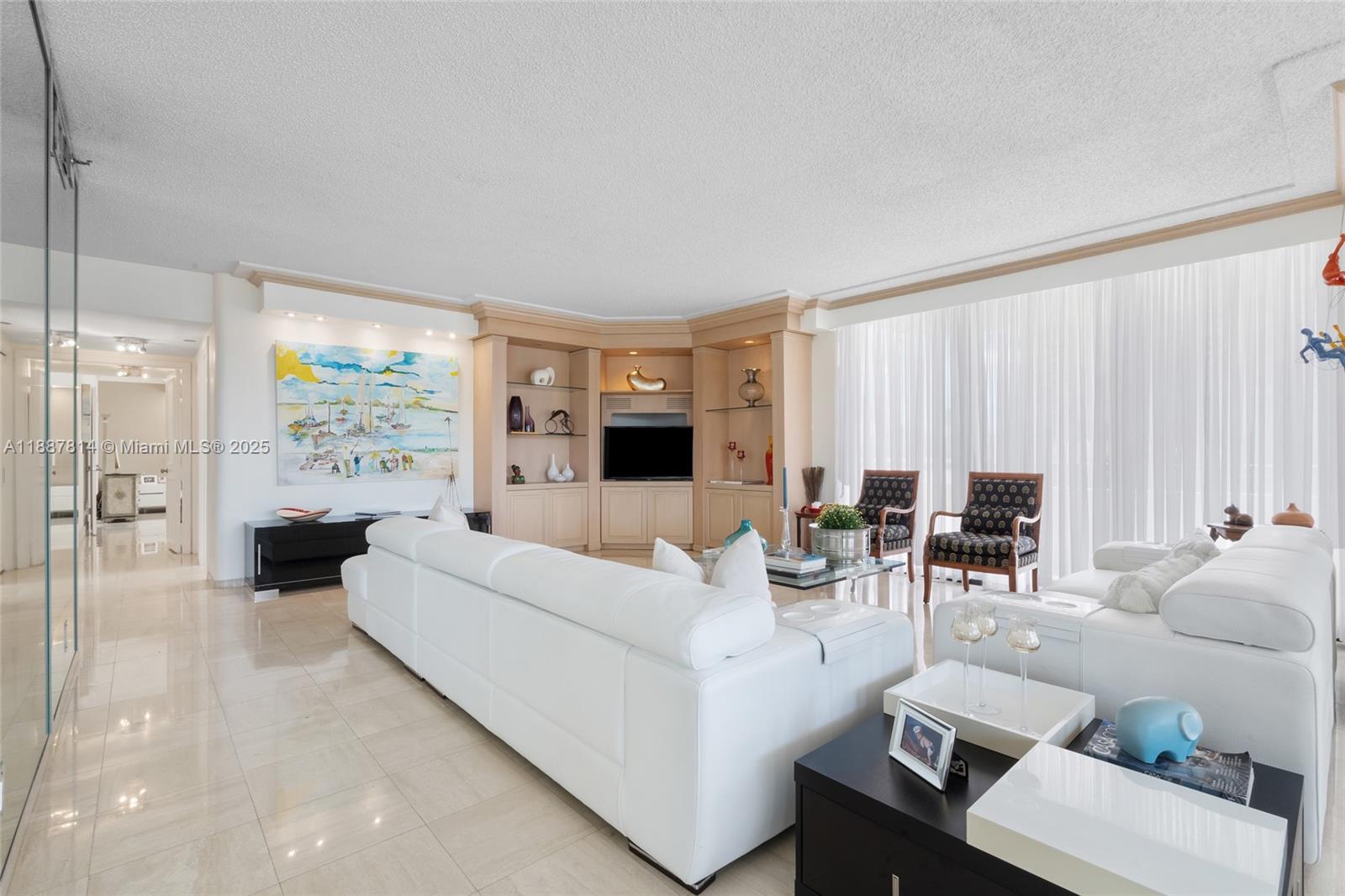 TURNBERRY ISLE SOUTH COND - Residential