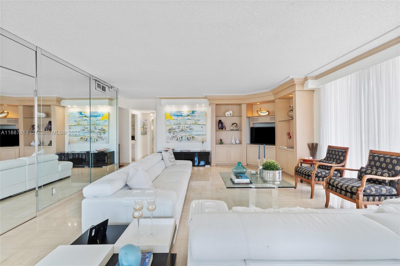 TURNBERRY ISLE SOUTH COND - Residential