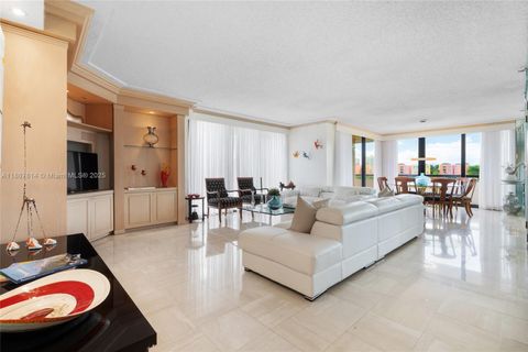 Photo of 19667 Turnberry Way #3D, Aventura, FL 33180 (MLS # A11887814)