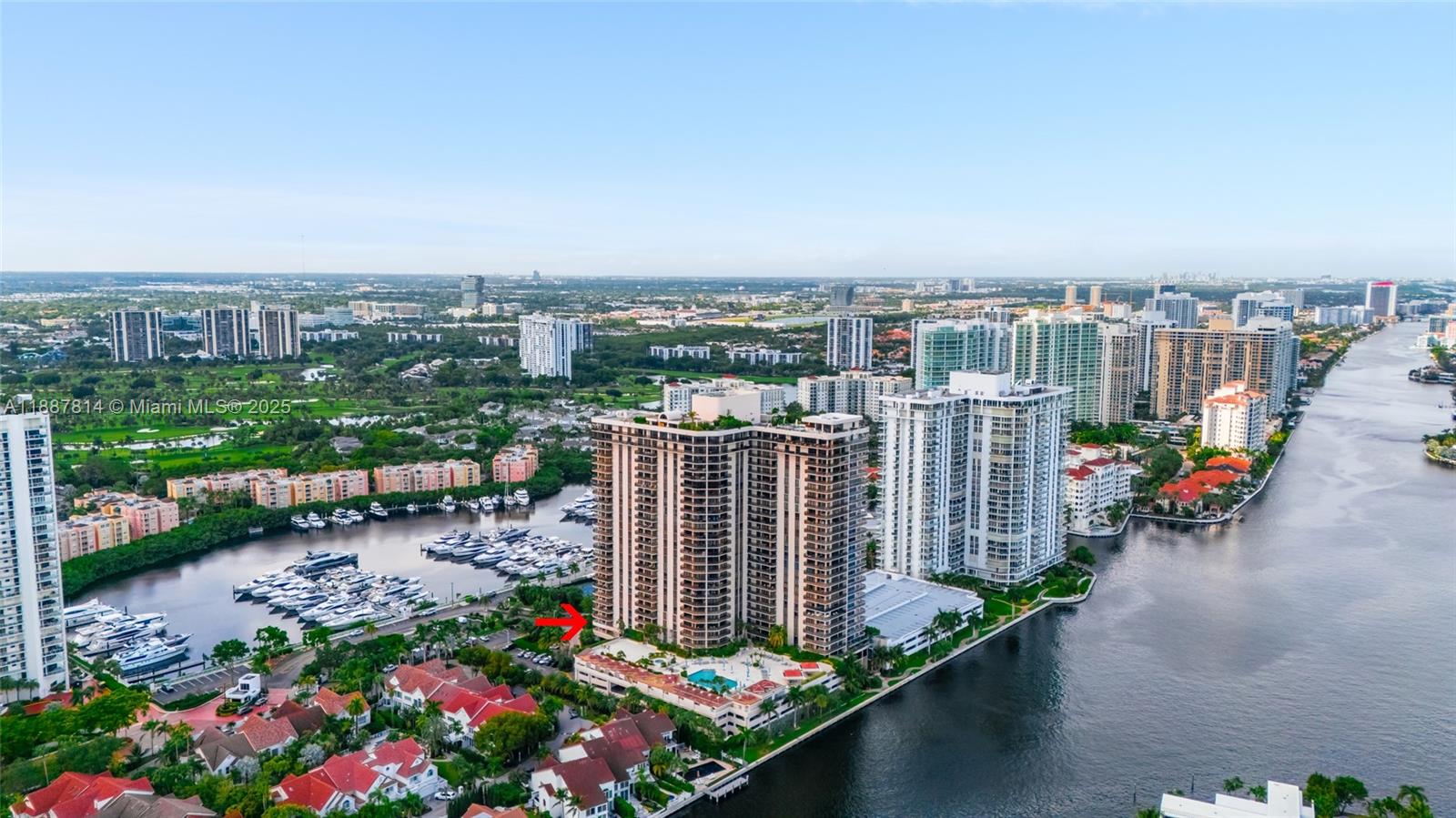 TURNBERRY ISLE SOUTH COND - Residential