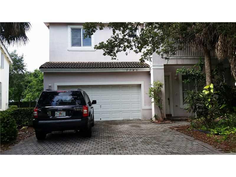 NICE TWO STORY HOME IN A GATED COMMUNITY 4 BEDROOMS 2.5 BATHROOMS 2 CAR GARAGE, LOTS OF POTENTIAL GREAT LOCATION, All offers must be submitted by the buyer's agent using the online offer management system. Access the system via the link below. A technolog y fee will apply to the buyer's agent upon consummation of a sale..