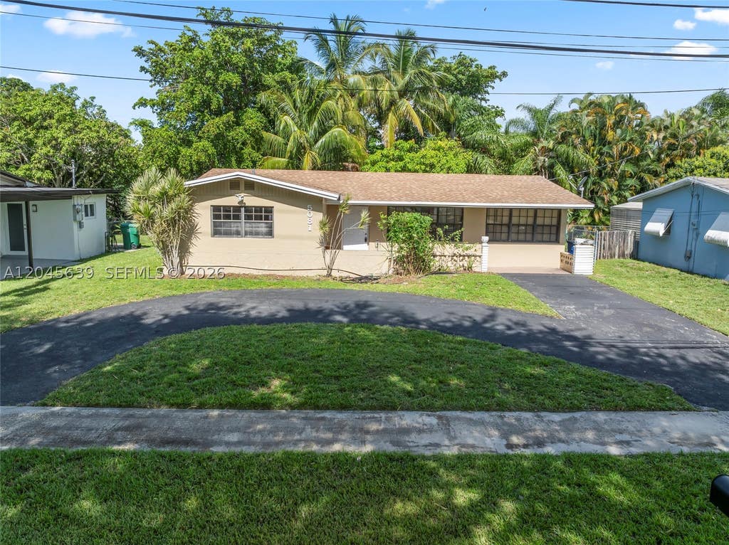 Photo of 5081 SW 95th Ave #0, Cooper City, FL 33328 (MLS # A12045639)