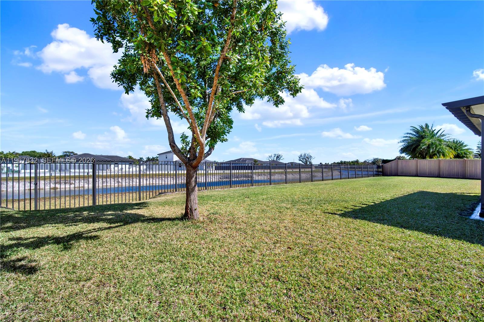 VILHEN DRIVE ESTATES - Residential