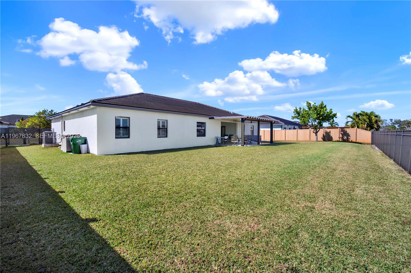 VILHEN DRIVE ESTATES - Residential